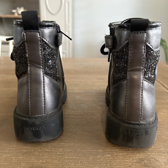 Girls Geox Combat Boots - Picture 2 of 6